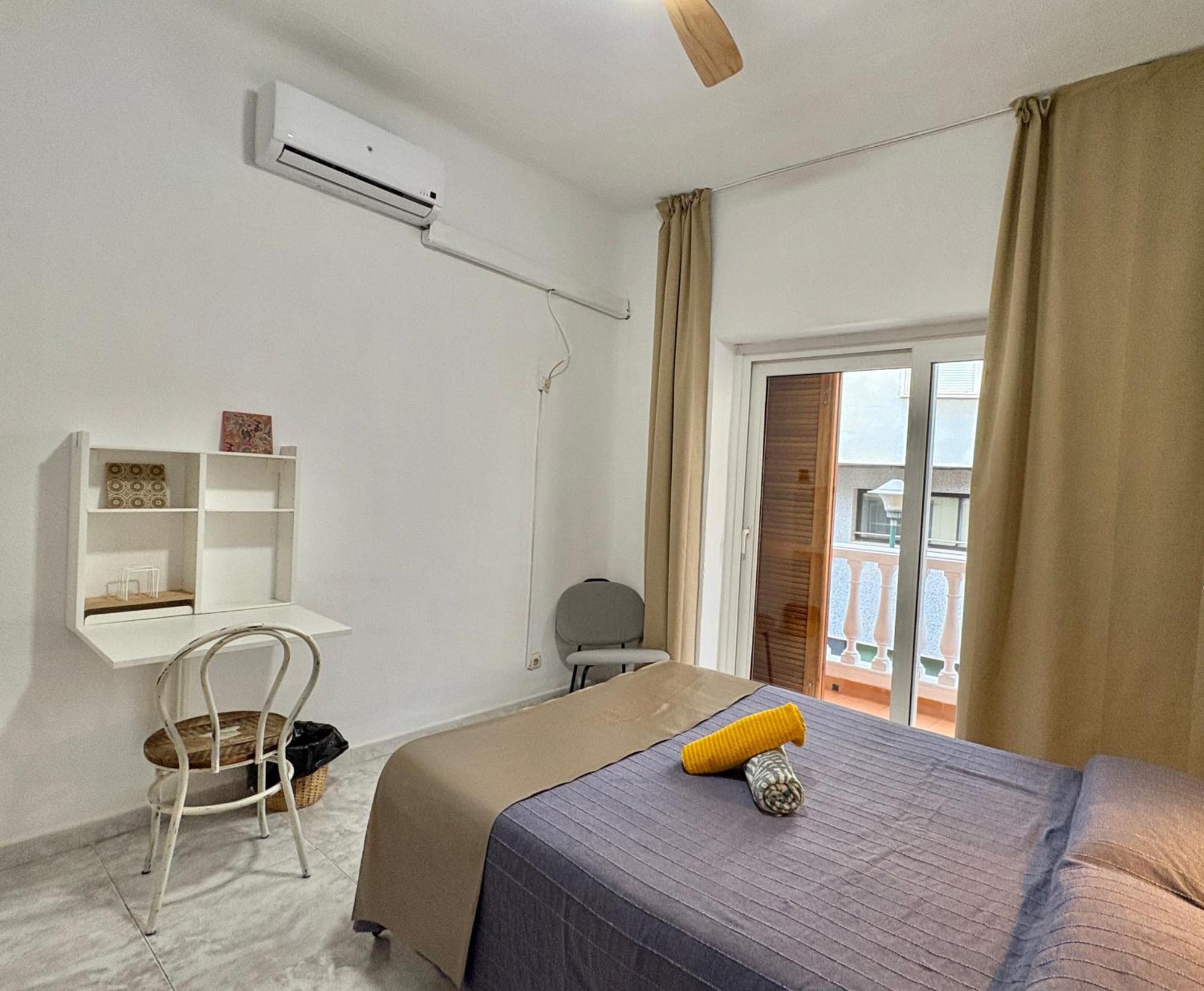 Habitacion En Calle Molino Málaga Eksteriør billede